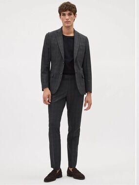 RW&Co. // Slim-Fit Dark Grey Checkered Suit